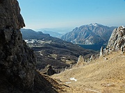 34 verso i laghi di Lecco e di Annone e monti Moregallo e Corni di Canzo